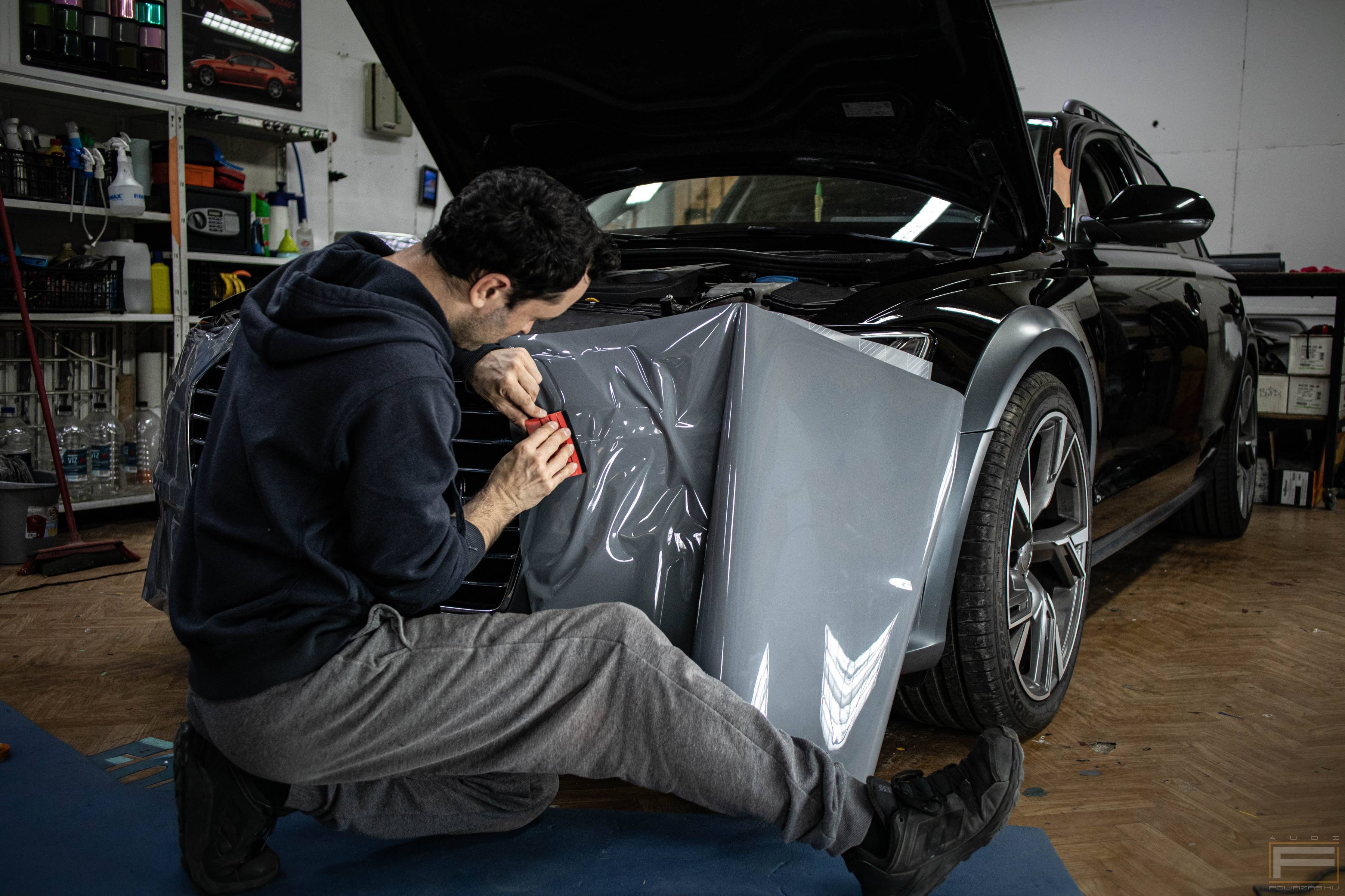 Audi fóliázás telepítése első lökhárítóra 1. illusztráció